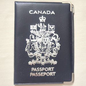 Canadian Leather Passport Holder Case Sleeve Black | New